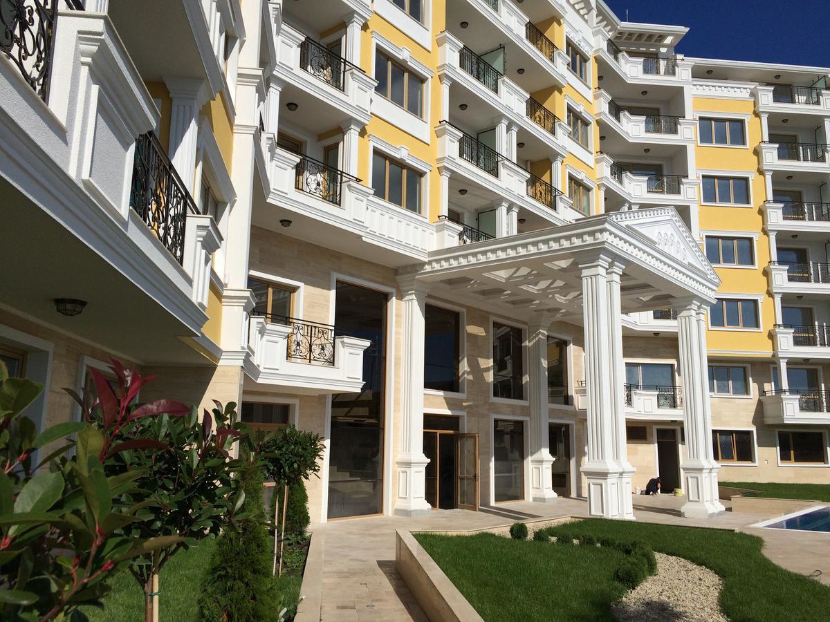 Florence Deluxe Apartments Święty Włas Zewnętrze zdjęcie