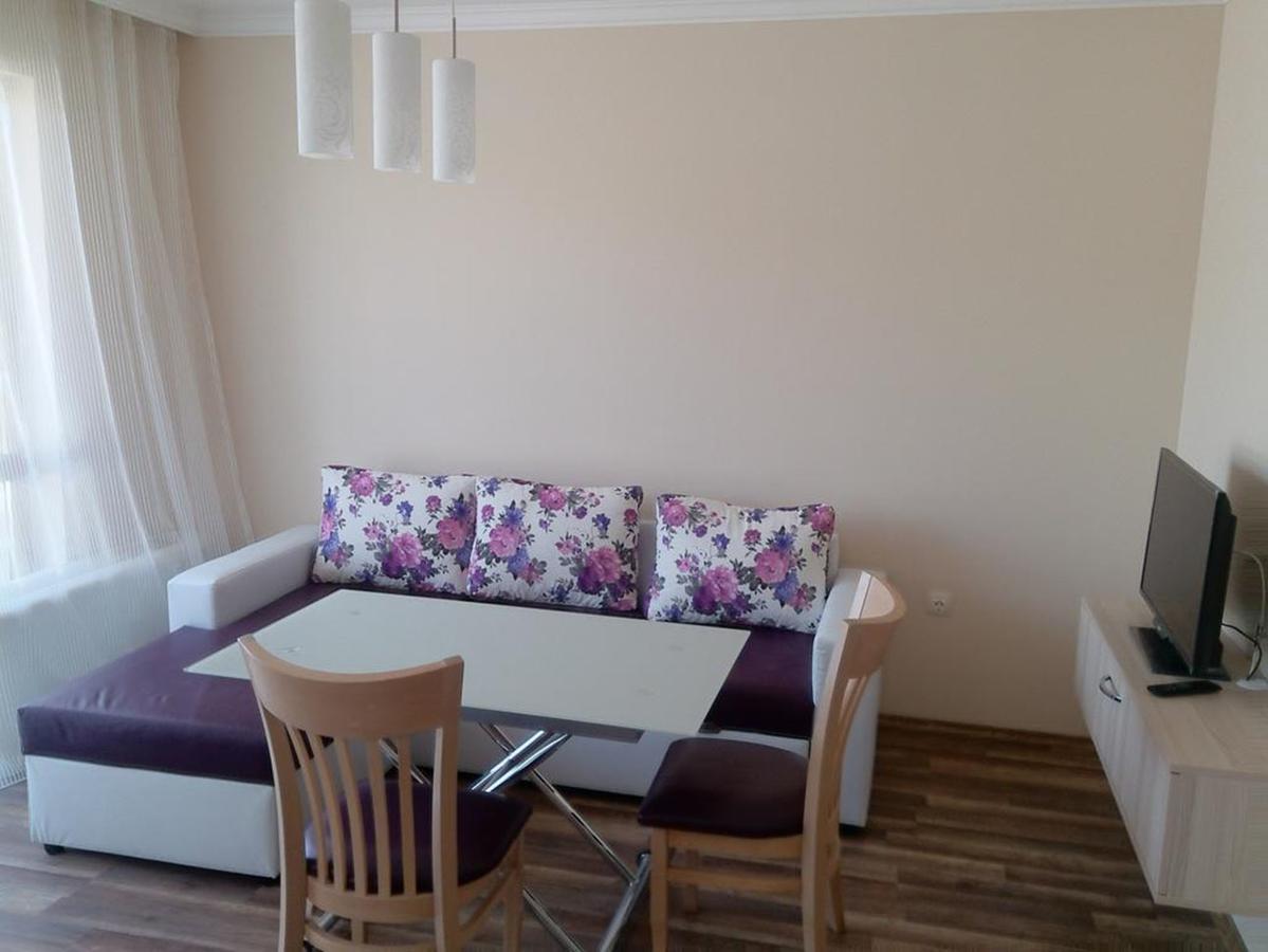 Florence Deluxe Apartments Święty Włas Zewnętrze zdjęcie