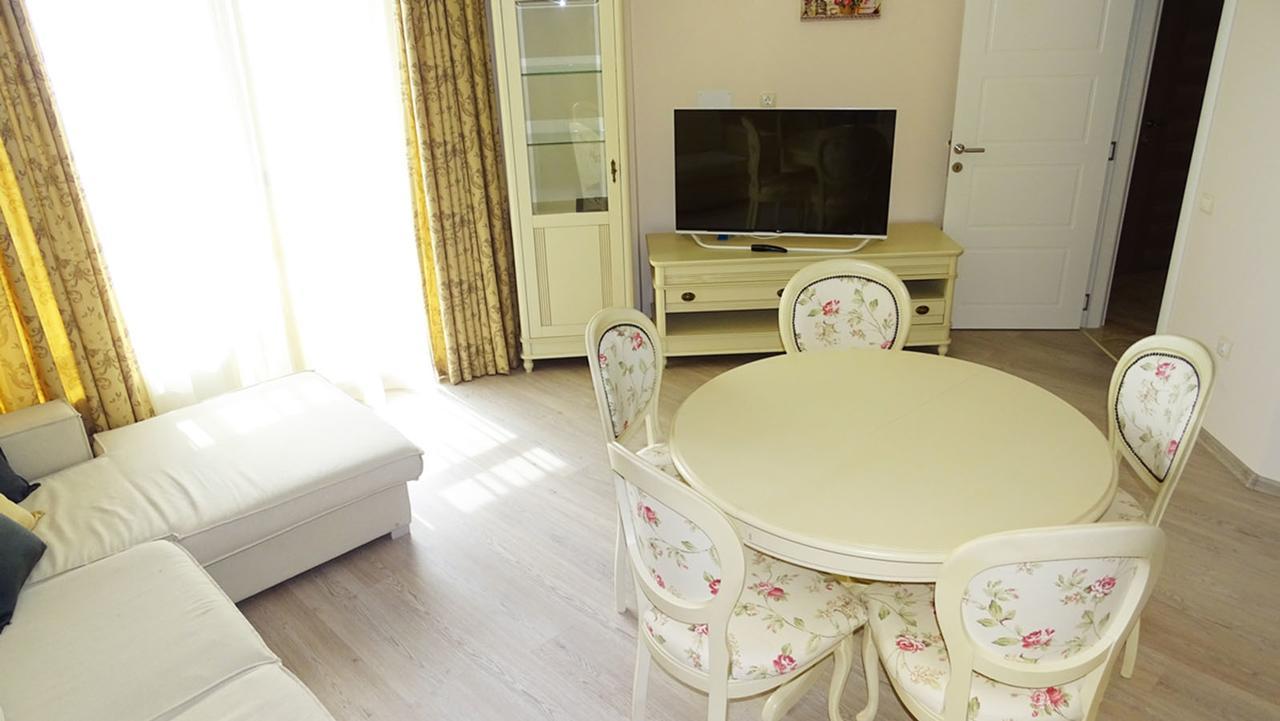 Florence Deluxe Apartments Święty Włas Zewnętrze zdjęcie